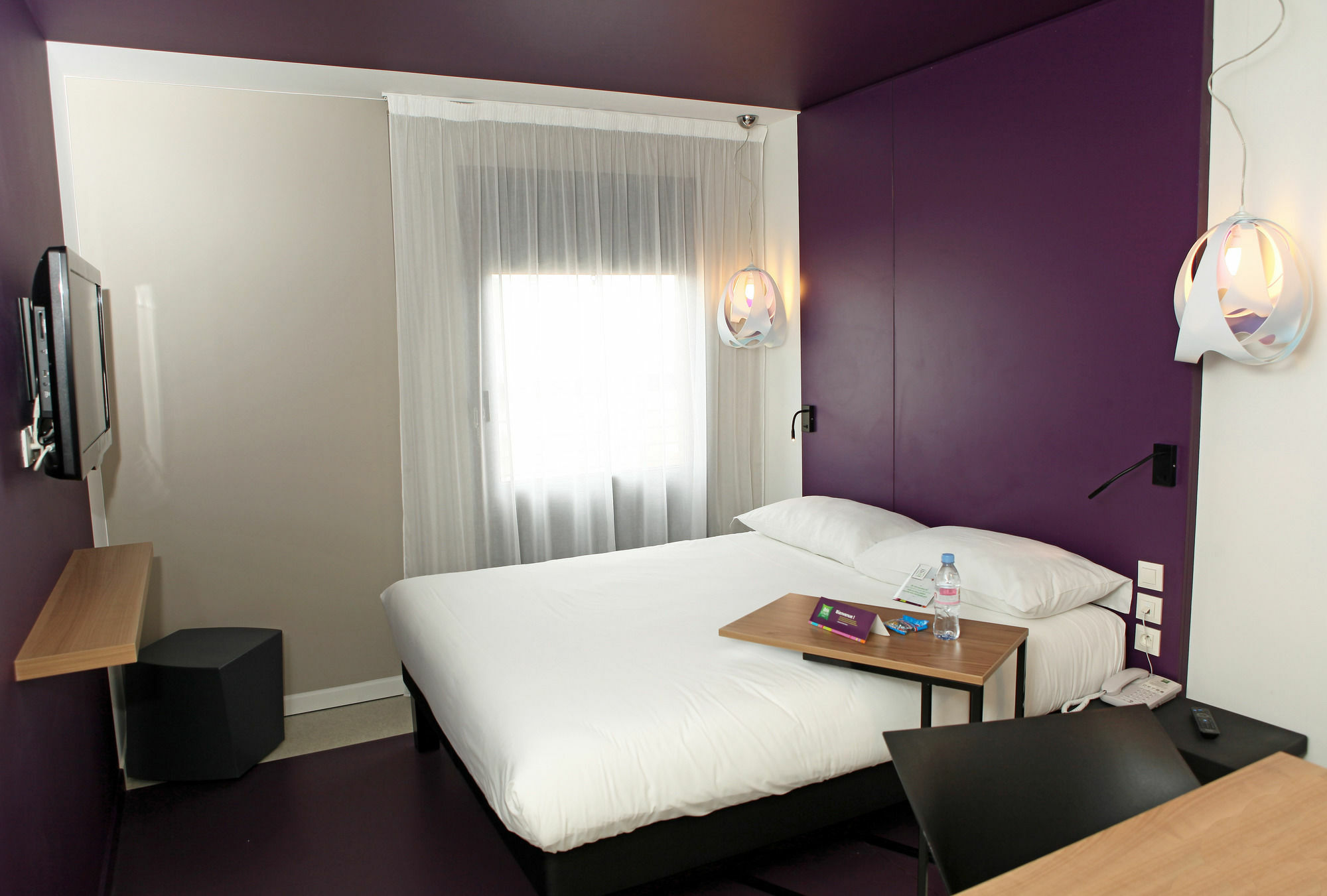 Ibis Styles Nimes Gare Centre Hotel Exterior foto