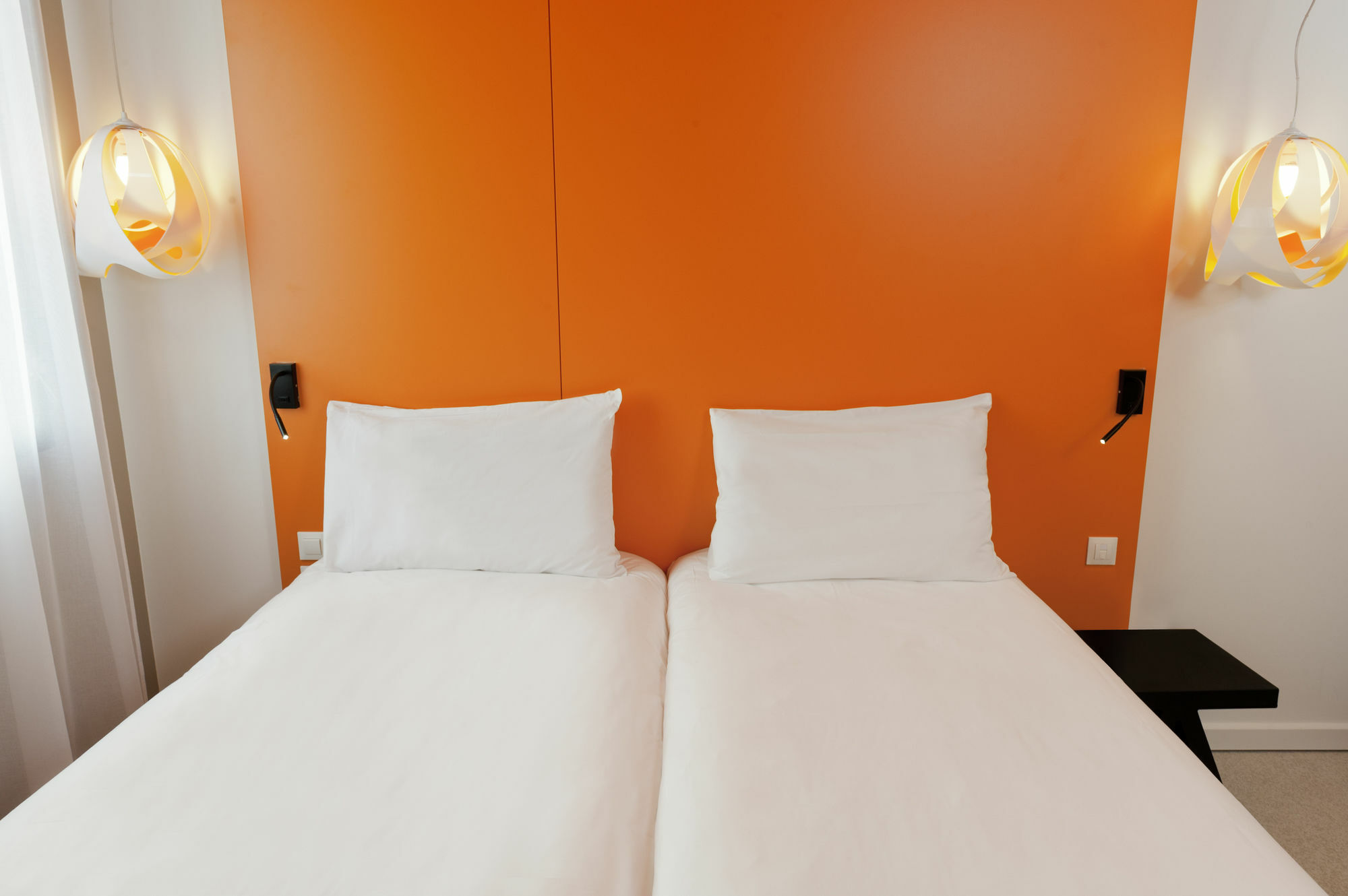 Ibis Styles Nimes Gare Centre Hotel Exterior foto