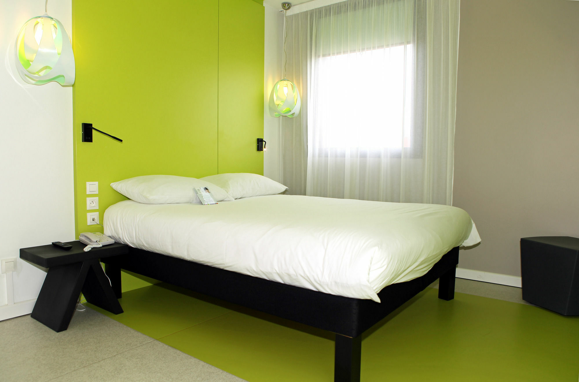 Ibis Styles Nimes Gare Centre Hotel Exterior foto